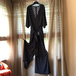 EXPRESS Cropped Polka Dot Cropped Jumpsuit XL/16